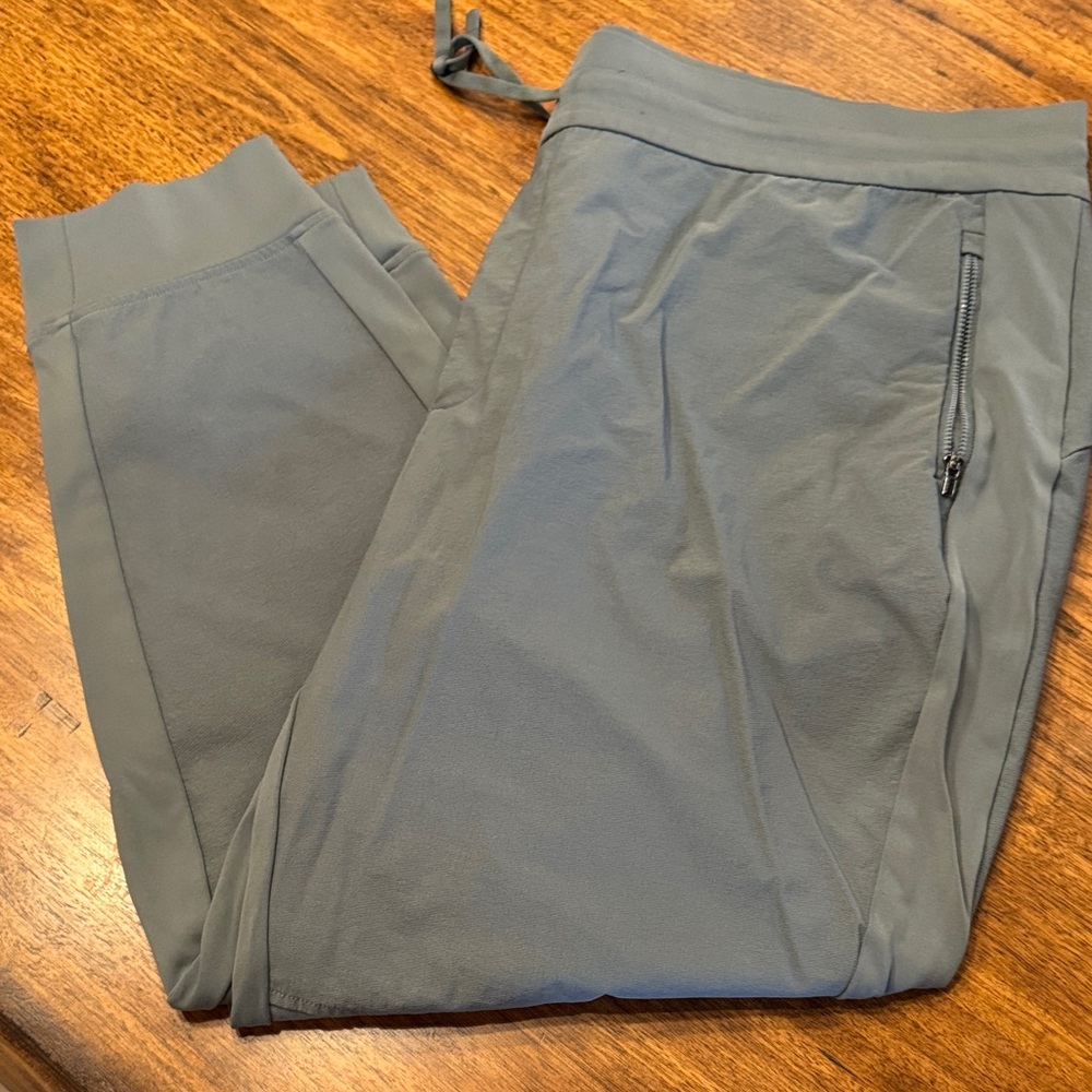 Athleta Headlands Hybrid Trek Jogger